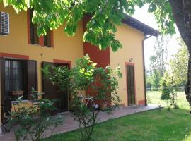 Villa Anna Bed & Breakfast，位于科莱基奥的酒店