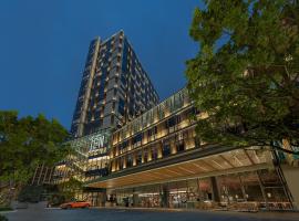 深圳前海JEN酒店,近前海石公园，2400平米健身中心，位于深圳的酒店