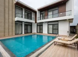 ELIVAAS Signature Angelos Farm Pet-Friendly 8-BHK Villa with Private Pool, Garden, Terrace & Hill Views