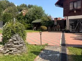 Casa Petrişor