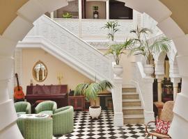 阿尔罕布拉酒店，位于拉奥罗塔瓦的酒店