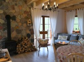 Holiday Home Sielanka domek z sauną na Kaszubach，位于Barkocin的酒店