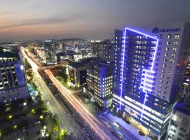 Haeden Hotel High End Suwon，位于水原市的酒店