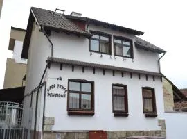 卡萨采佩什酒店