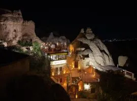 Rose Moon Cave