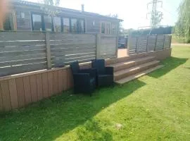 Lodge 11 Upton Lakes & Lodges Old Hill Cullompton Devon EX151RA