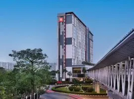 曼谷冲击宜必思酒店 