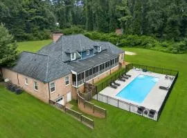 Private Pool Estate Soccer Field Sleeps 16
