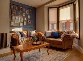 Victorian 2 bedroom duplex near city centre