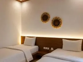 Lantis Corp Inn