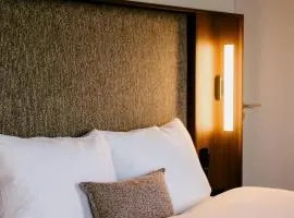 Hotel Vrythof - just a room - digital key by email or SMS
