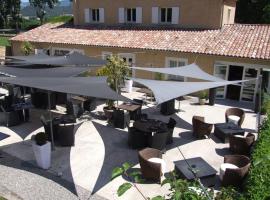 Logis Hôtel La Magnanerie - Côté Bistro，位于奥比格诺克的酒店