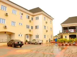 Wingate Signature Hotel And Suites