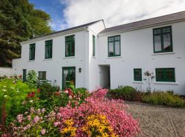 Milntown Self Catering Apartments，位于拉姆西的酒店