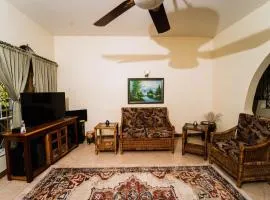 Vacation Rental Coral Spring, Falmouth JAM 8 BDRM