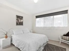 Seabreeze Central Lorne - BYO Linen