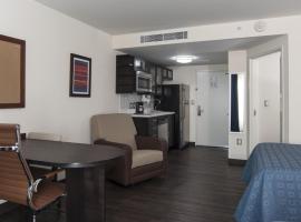 Candlewood Suites - Queretaro Juriquilla by IHG，位于克雷塔罗的酒店