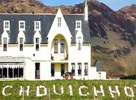 Loch Duich Hotel，位于唐尼的酒店