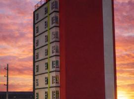 Sempre Premier Inn - MACTAN AIRPORT HOTEL，位于Lapu Lapu City的酒店