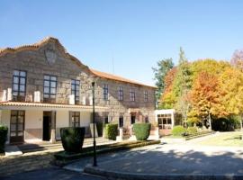 达佩尼亚酒店，位于吉马良斯的酒店