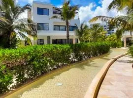 Corcomoran Luxury beachfront house