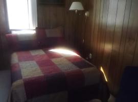 NorthWoods Lodging，位于Beulah的酒店