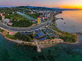 Santana Resort Otel,位于特拉布宗的酒店