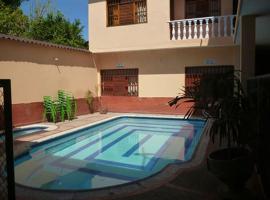 Hotel Dinastia，位于Guayabal的酒店