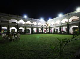 Goflamingo Resort，位于Silāri的酒店