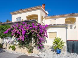 Guest House Croatia，位于法扎纳的酒店