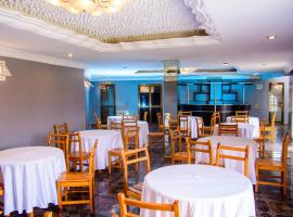Azalée Hotel Restaurant，位于塔那那利佛的酒店