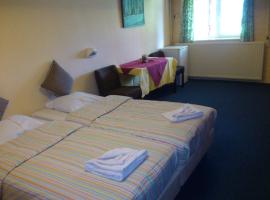 Hostel Herberg de Esborg Scheemda，位于Scheemda的青旅