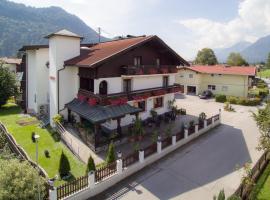 奥盆布利克旅馆，位于Radfeld的酒店