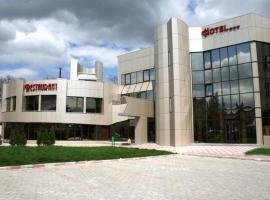 Hotel Victoria，位于特尔古尼亚姆茨的酒店