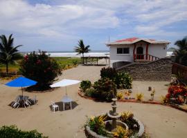 Sundown Beach Hotel，位于卡诺阿的酒店