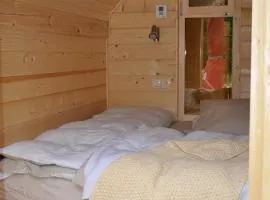 扬科维奇露营地
