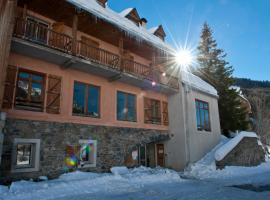 Centre de Vacances Le Hameau Rollot，位于巴里吉斯的酒店