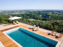 卡诺尼卡迪柯特兰佐酒店，位于Murisengo的酒店