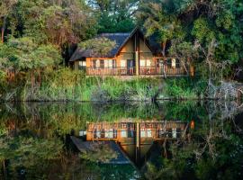 Gondwana Namushasha River Lodge，位于Kongola乌帕洛保护协会办公室附近的酒店