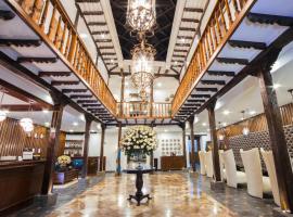 Felicia Hotel & Suites