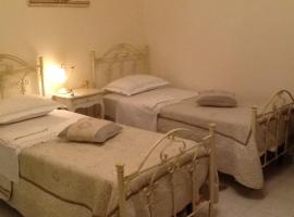 B&B Paradiso San Vincenzo，位于莫尔费塔的酒店