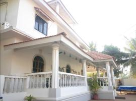 Villa Baywalk Goa，位于莫尔吉姆的住宿加早餐旅馆