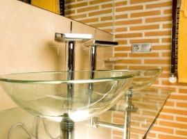 Alojamiento la Luz de la Sierra，位于Prádena的酒店