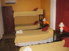 Hotel General Belgrano，位于Perico的酒店