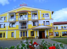 Hotel Rajski Ogród，位于Skrzyszów的酒店