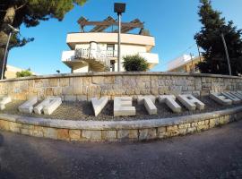 Hotel La Vetta Europa，位于卡斯特拉纳格罗泰的酒店