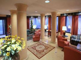 齐拉诺酒店，位于萨龙诺的酒店