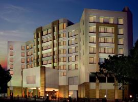 Trinity Hotel Bengaluru，位于班加罗尔Telerad RxDx附近的酒店