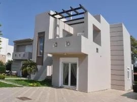 Beautiful house with garden in Rhodes