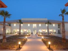 Hotelience Les Jasses De Camargue，位于艾马尔格的酒店